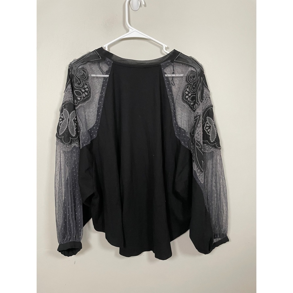 Free People Toni Top in Black Size Medium Boho Floral Casual - Picture 5 of 8